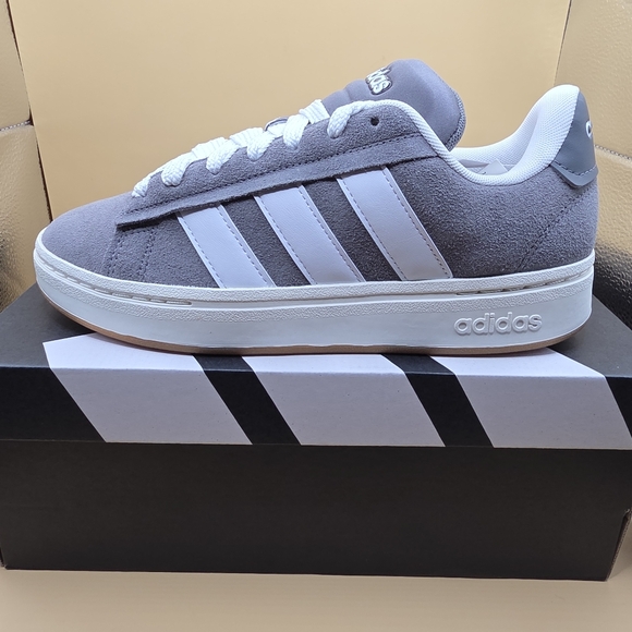 New- Adidas Grand Court Alpha 00s Men's 7 Gray/White CloudFoam JR0542